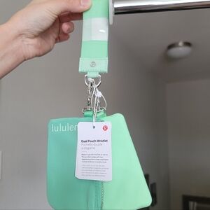 🍋 Lululemon Dual Pouch Wristlet *NWT* Citra Lime/Smokey Mint